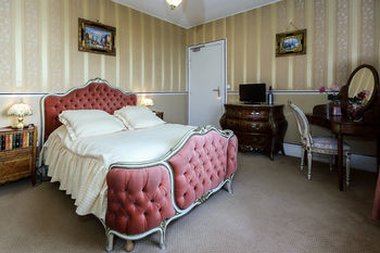 Bed & Breakfast Ch�teau De Quesmy