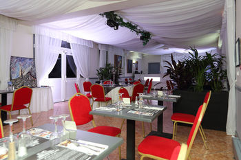 Bed & Breakfast Ch�teau De Quesmy