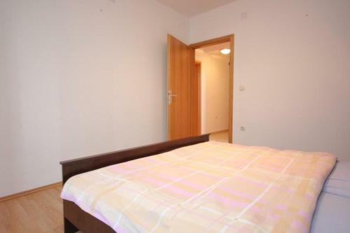 Apartment Pasman 8217c