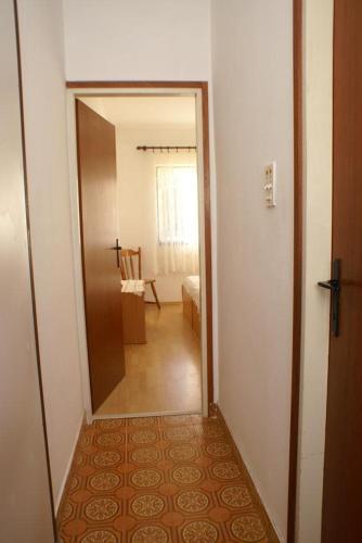 Apartment Rogoznica 4313c