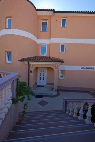 Apartments Canaria