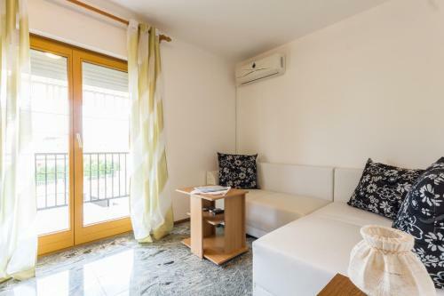 Hostal Apartments And Rooms Michaela