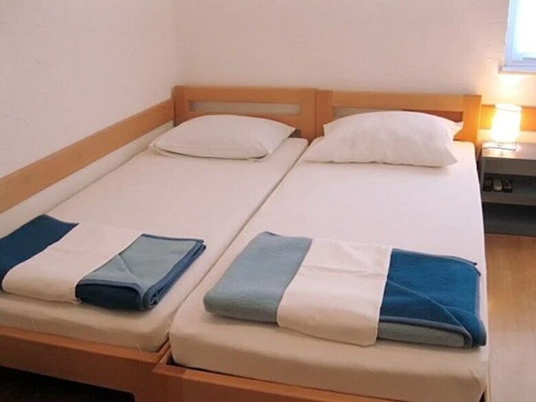 Hostal Apartments And Rooms Mladen