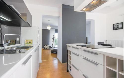 Apartments With A Swimming Pool Fiorini (novigrad) - 7047