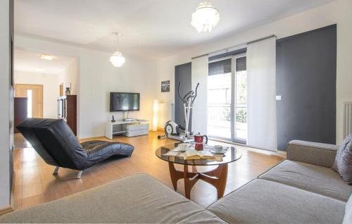 Apartments With A Swimming Pool Fiorini (novigrad) - 7047