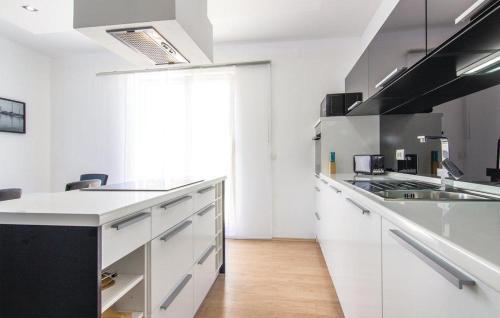 Apartments With A Swimming Pool Fiorini (novigrad) - 7047