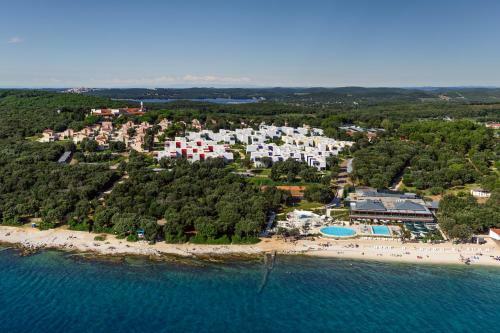 Apartments Amarin