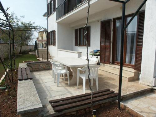 Apartment Peroj 2236a