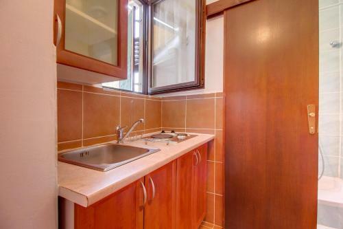 Apartment Mali Losinj 7942a