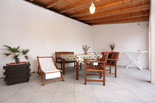 Apartment Jelsa 4608d