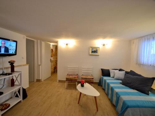 Apartment Mirna