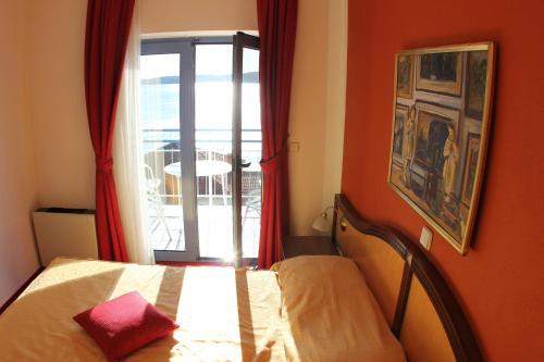 Hotel Bavaria - First Library Hotel