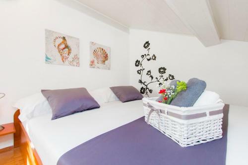Aquarius Apartments