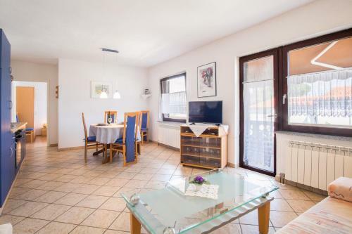 Apartment Petrovic 2