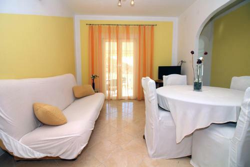 Apartments Villa Russo