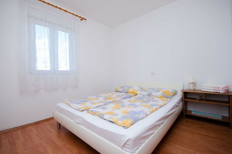 Hostal Apartments Snjezana