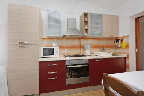 Apartment Supetar 5653a