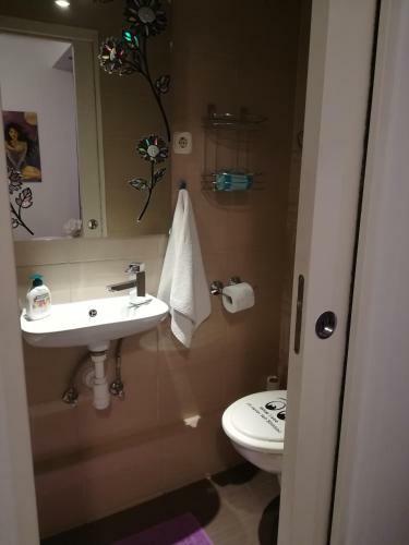 Hostal Rooms And Apartment Stambuk