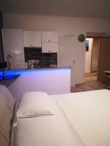 Hostal Rooms And Apartment Stambuk