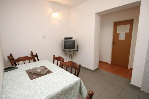 Apartment Makarska 6696a