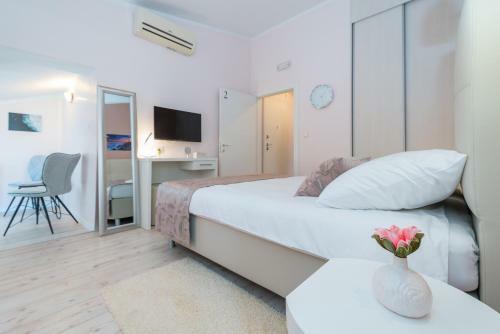 Hostal Retro Rooms