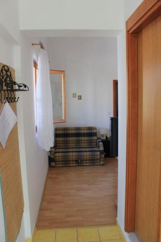 Apartments By The Sea Vodice - 5807