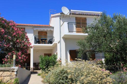 Apartments By The Sea Vodice - 5807