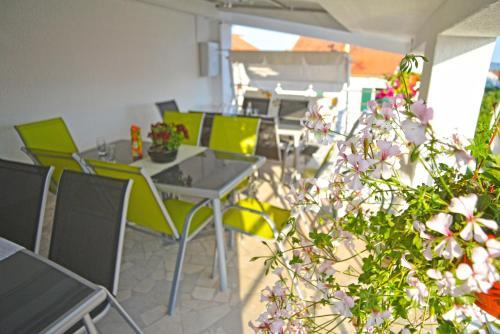 Apartments Lepur