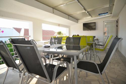 Apartments Lepur