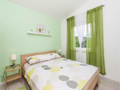 Three-bedroom Apartment Barbat With Sea View 01