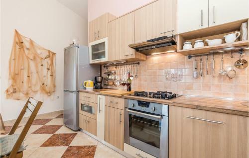 Three-bedroom Apartment Barbat With Sea View 01