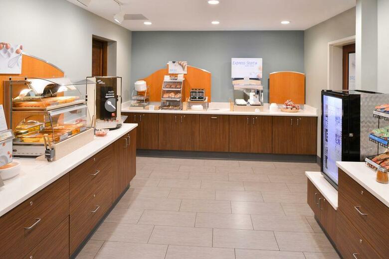 Holiday Inn Express Hotel & Suites Clifton Park