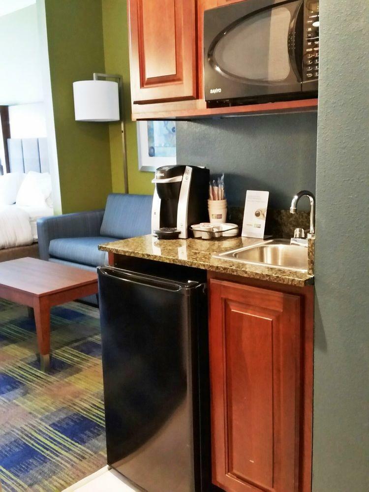 Holiday Inn Express Hotel & Suites Clifton Park