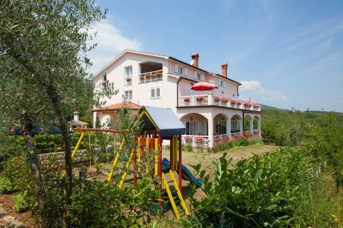 Apartamento Villa Lidija