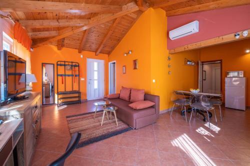 Apartment Orange 29