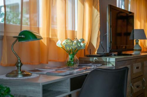 Apartment Orange 29