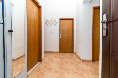 Apartment Kastel Kambelovac 12369b