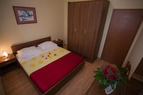 Apartment Orebic 4500a
