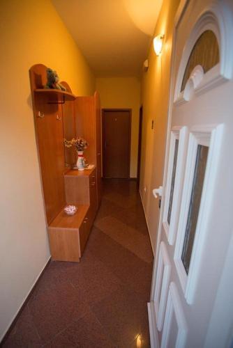 Apartment Orebic 4500a