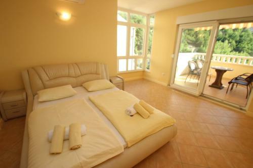 Apartments Villa Astra & Pinija