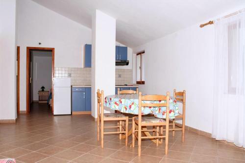 Apartment Nerezine 2506a