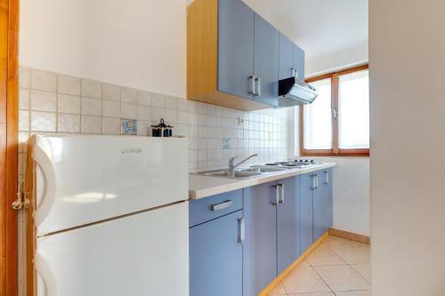 Apartment Nerezine 2506a