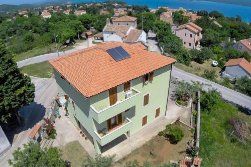 Apartment Nerezine 2506a