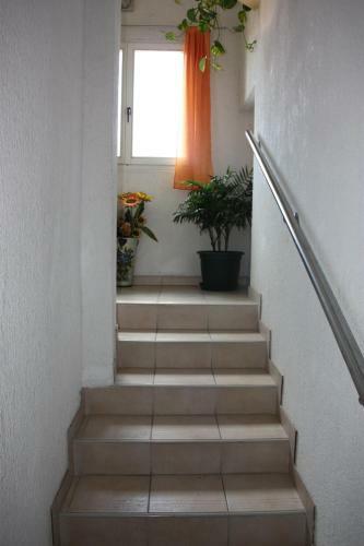 Hostal Apartments Pomalo