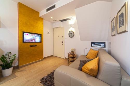 Apartamentos Golden Palace