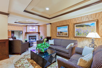 Holiday Inn Express Hotel & Suites Atascadero