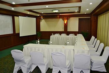 Days Hotel Batangas