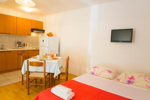 Apartments Bla?evi?