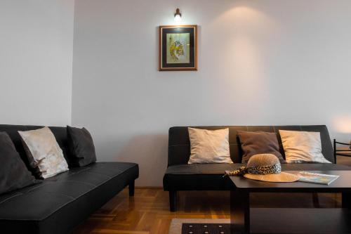 Studio Apartment Tomi 1
