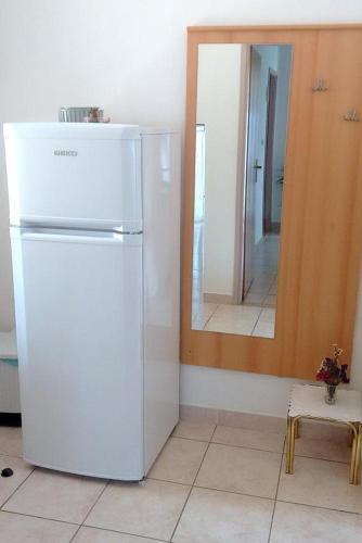 Apartment Lumbarda 4402b